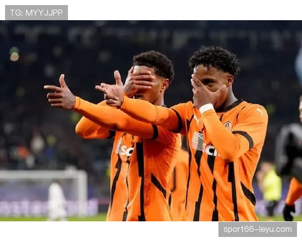 托比亚斯欧冠首秀大放异彩,潜力惊人引发各界关注 托比亚斯欧冠首秀大放异彩,潜力惊人引发各界关注