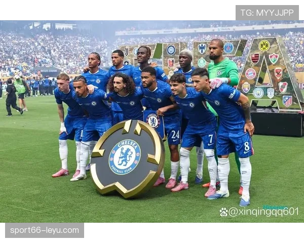 欧冠淘汰赛战火重燃，豪门对决引爆全球球迷期待