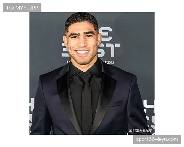 阿什拉夫荣登世界后卫榜首，出色表现引发全球关注