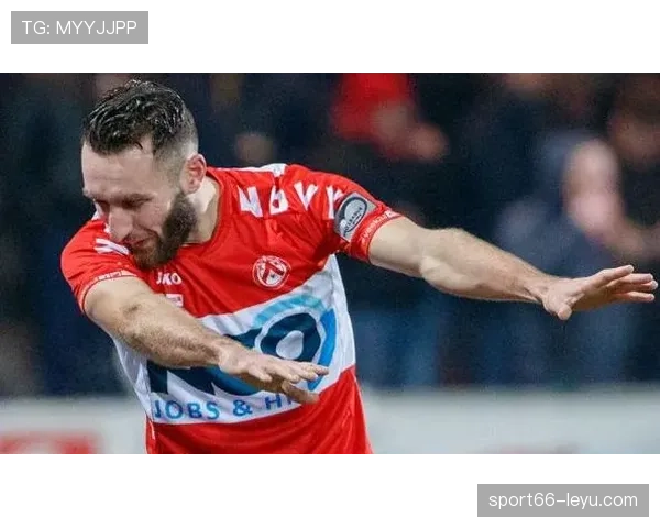 梅赫伦定位球建功，助球队连战连捷