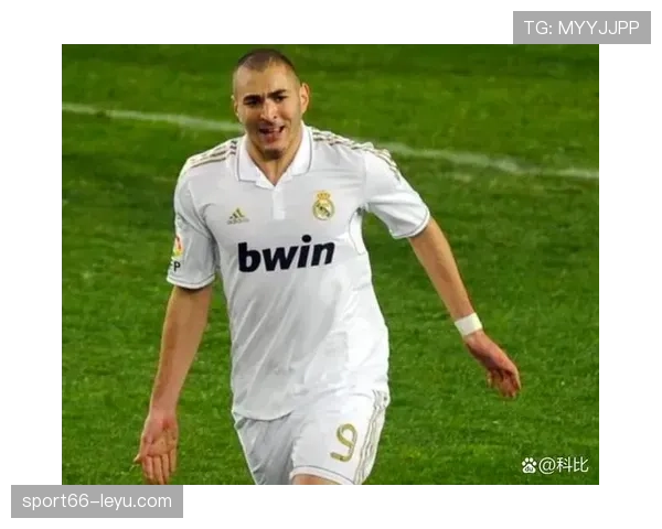 本泽马：被低估的十年如何成就世界第一中锋